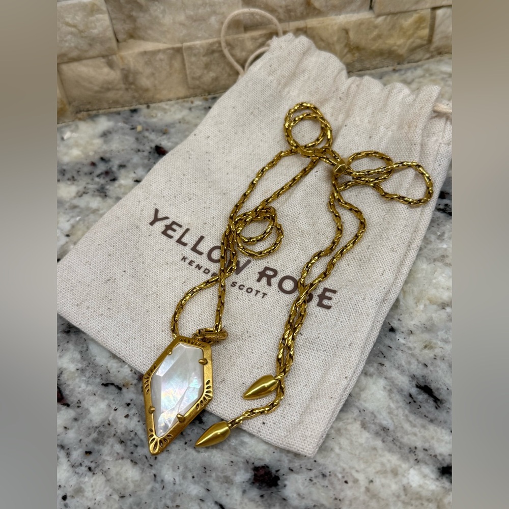 Tessa Vintage Gold Etch Frame Large Pendant Necklace - Kendra Scott Yellow Rose